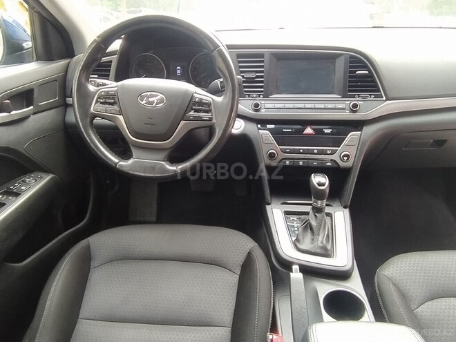 Hyundai Elantra 2017, 11,189 km - 2.0 л - Bakı