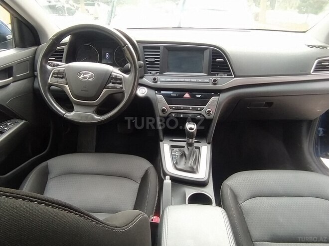Hyundai Elantra 2017, 11,189 km - 2.0 л - Bakı