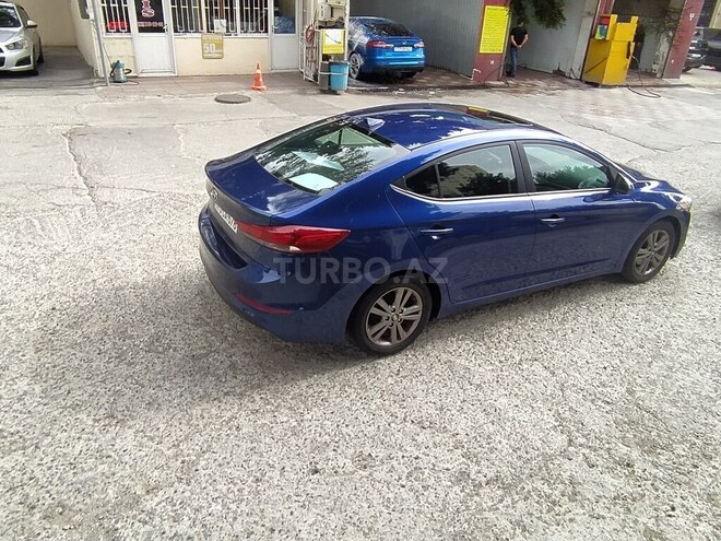 Hyundai Elantra 2017, 11,189 km - 2.0 л - Bakı