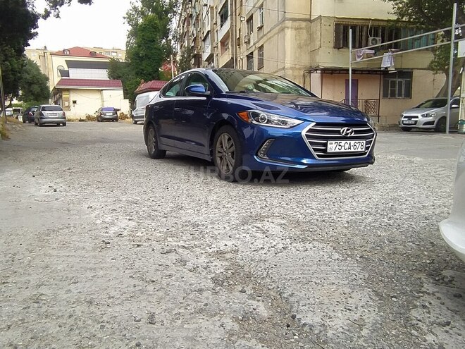 Hyundai Elantra 2017, 11,189 km - 2.0 л - Bakı