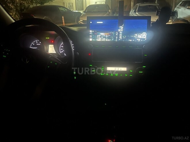 Toyota Land Cruiser Prado-18