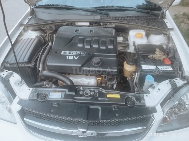 Chevrolet Lacetti-8