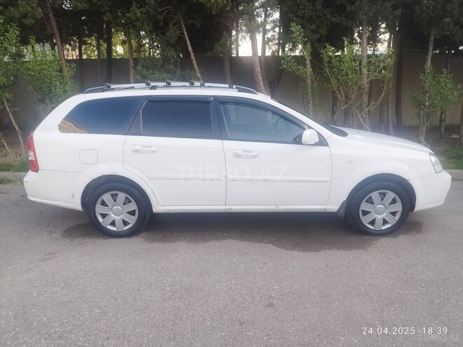 Chevrolet Lacetti-2