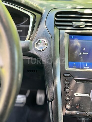 Ford Fusion (North America) 2018, 147,000 km - 2.0 л - Bakı