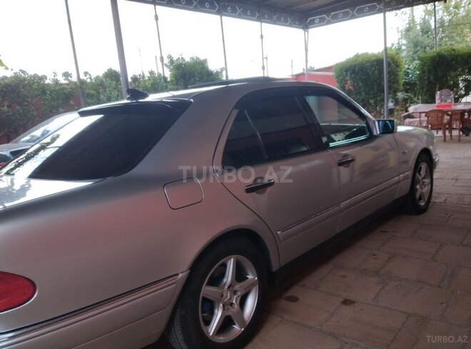 Mercedes E 280 1997, 350,000 km - 2.8 l - Şirvan