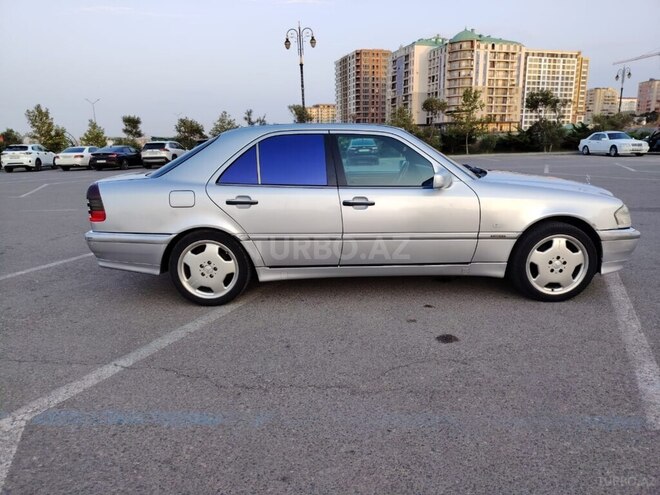Mercedes C 240 1999, 207,000 km - 2.4 l - Bakı