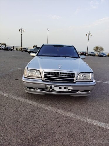 Mercedes C 240 1999, 207,000 km - 2.4 l - Bakı