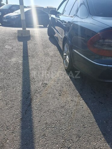 Mercedes E 220 d 2002, 373,000 km - 2.2 л - Bakı