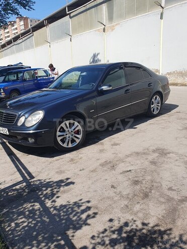 Mercedes E 220 d 2002, 373,000 km - 2.2 л - Bakı