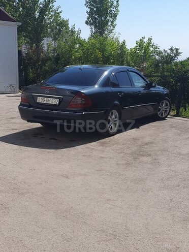Mercedes E 220 d 2002, 373,000 km - 2.2 л - Bakı