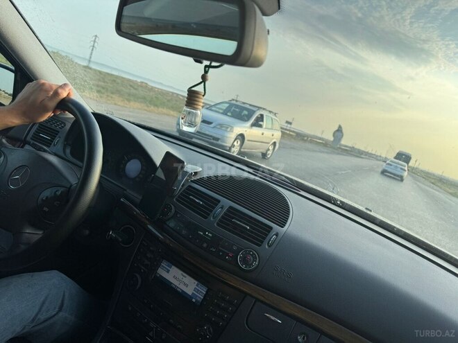 Mercedes E 220 d 2002, 373,000 km - 2.2 л - Bakı