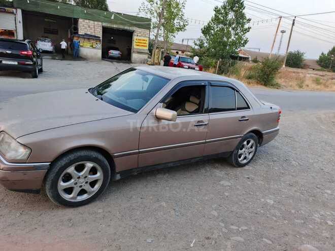 Mercedes C 180-4