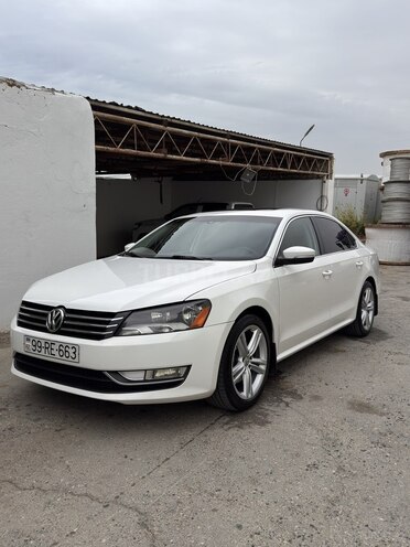 Volkswagen Passat (North America) 2014, 273,000 km - 1.8 l - Bakı