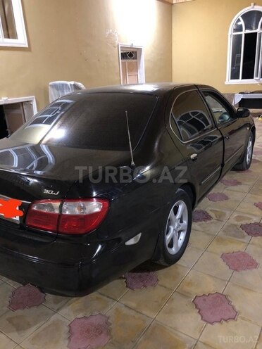 Nissan Maxima-2