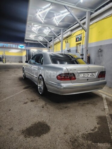 Mercedes E 200 2000, 334,000 km - 2.0 l - Gəncə