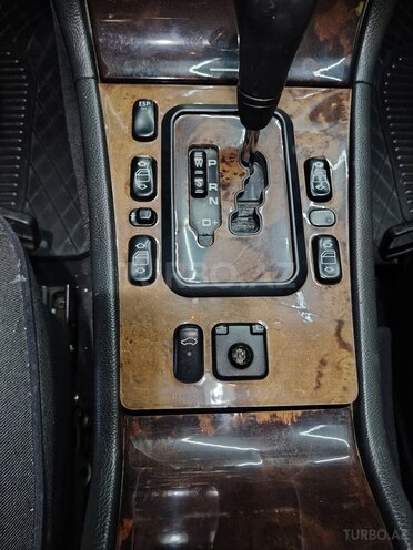 Mercedes E 200 2000, 334,000 km - 2.0 l - Gəncə