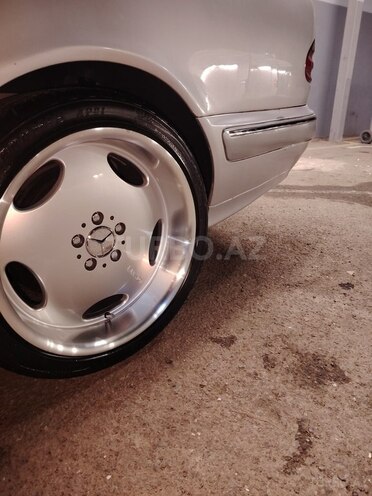 Mercedes E 200 2000, 334,000 km - 2.0 l - Gəncə