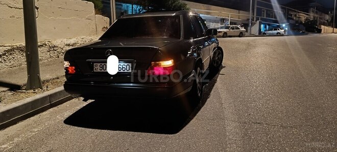 Mercedes E 220 1994, 467,344 km - 2.2 l - Bakı