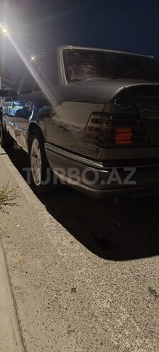 Mercedes E 220 1994, 467,344 km - 2.2 l - Bakı