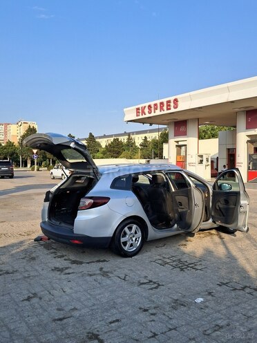Renault Megane 2011, 250,000 km - 1.5 л - Sumqayıt