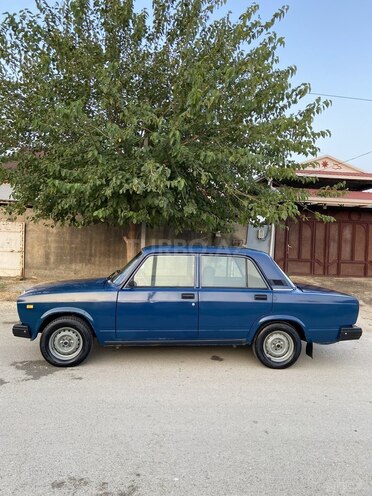 LADA (VAZ) 2107 2003, 209,000 km - 1.6 л - Şirvan