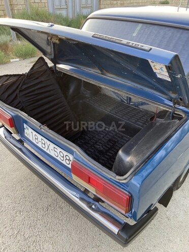 LADA (VAZ) 2107 2003, 209,000 km - 1.6 л - Şirvan