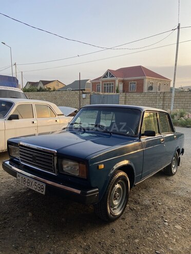 LADA (VAZ) 2107 2003, 209,000 km - 1.6 л - Şirvan