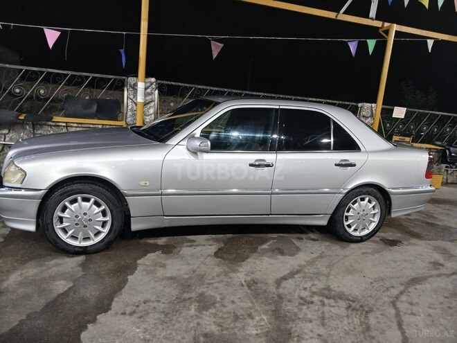 Mercedes C 240 1998, 240,000 km - 2.4 l - Ağcabədi