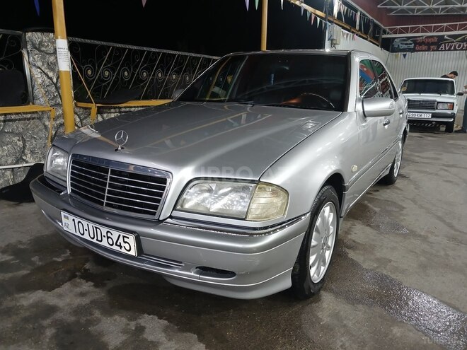 Mercedes C 240 1998, 240,000 km - 2.4 l - Ağcabədi