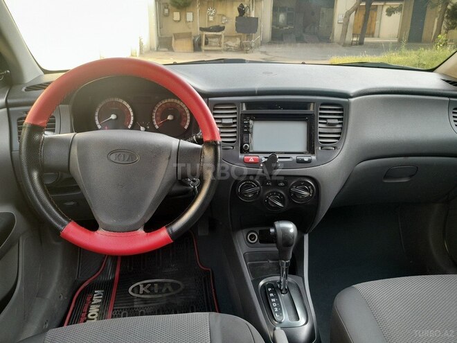 Kia Rio 2011, 240,075 km - 1.4 l - Bakı