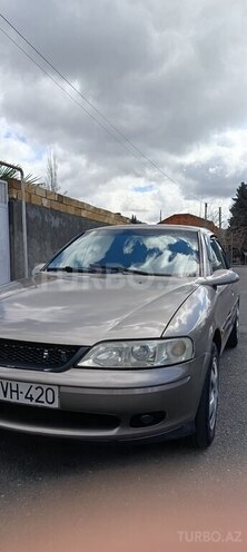 Opel Vectra 1996, 283,734 km - 1.8 l - Qax