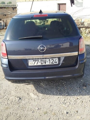 Opel Astra 2009, 240,000 km - 1.4 l - Gəncə
