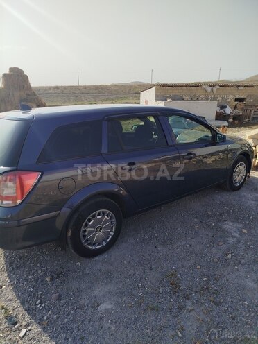 Opel Astra 2009, 240,000 km - 1.4 l - Gəncə