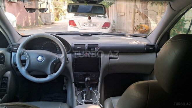 Mercedes C 200 2000, 230,000 km - 2.0 l - Bakı