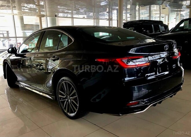 Toyota Camry-7