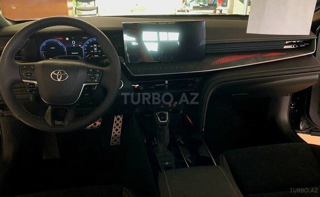 Toyota Camry-11