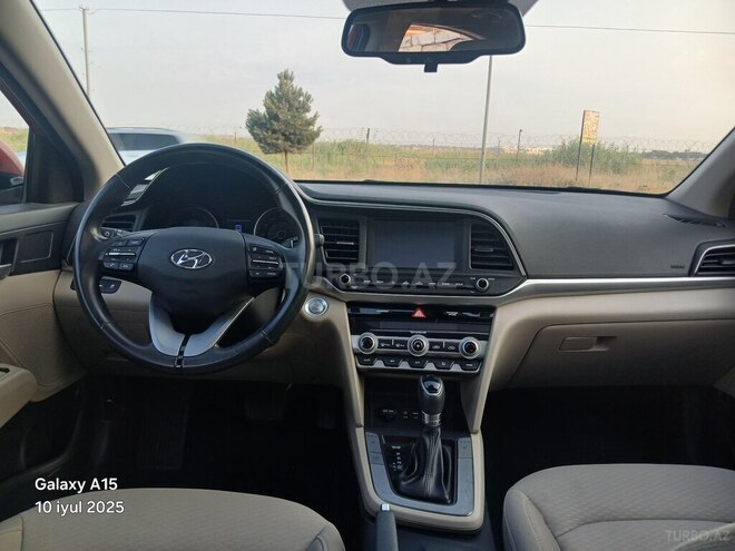 Hyundai Elantra 2019, 133,576 km - 2.0 l - Bakı