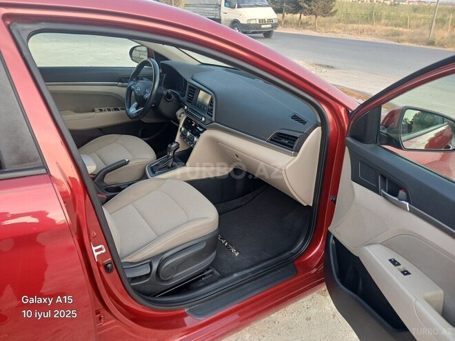 Hyundai Elantra 2019, 133,576 km - 2.0 l - Bakı