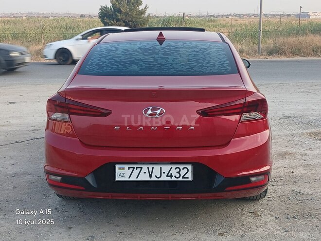 Hyundai Elantra 2019, 133,576 km - 2.0 l - Bakı