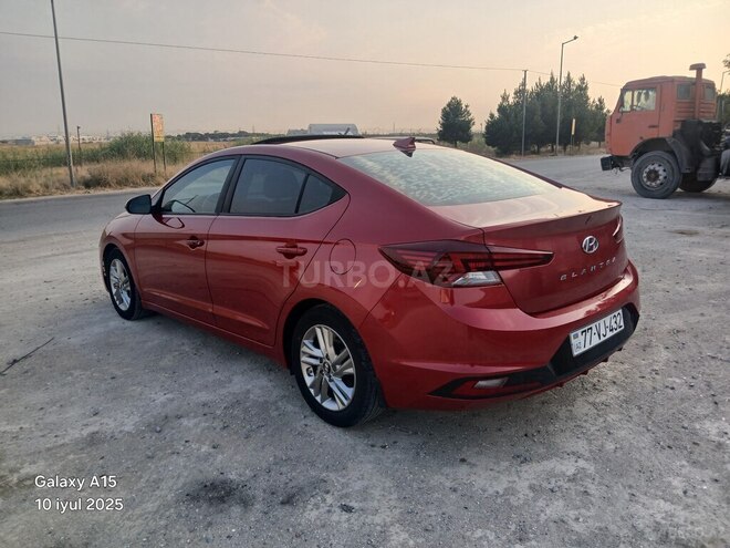 Hyundai Elantra 2019, 133,576 km - 2.0 l - Bakı