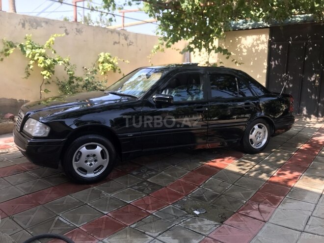 Mercedes C 220 d 1997, 125,744 km - 2.2 l - Sumqayıt