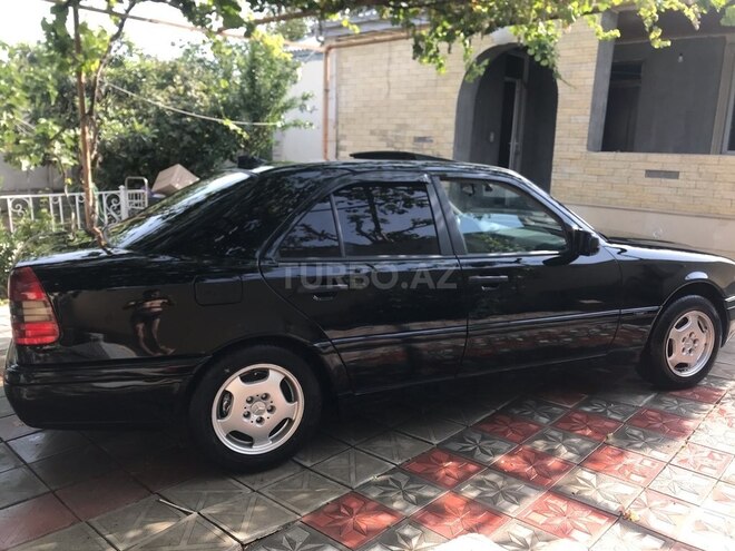 Mercedes C 220 d 1997, 125,744 km - 2.2 l - Sumqayıt