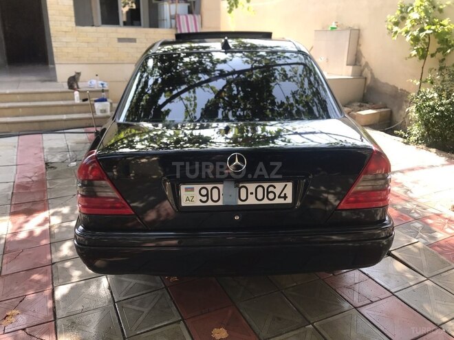 Mercedes C 220 d 1997, 125,744 km - 2.2 l - Sumqayıt