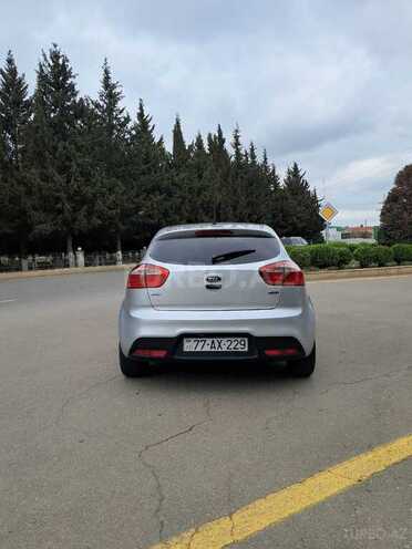 Kia Rio-5
