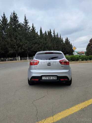 Kia Rio-2