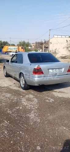 Mercedes C 180-7