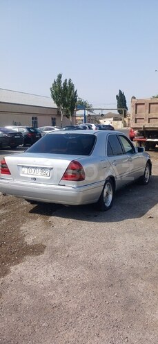 Mercedes C 180-6