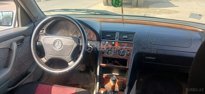 Mercedes C 180-8