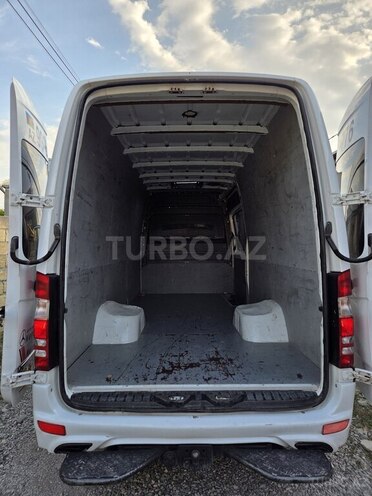 Mercedes Sprinter 515-12