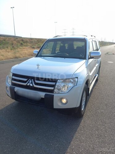 Mitsubishi Pajero 2007, 210,000 km - 3.0 l - Bakı